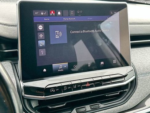 Certified 2022 Jeep Compass Latitude w/ Convenience Group image 14