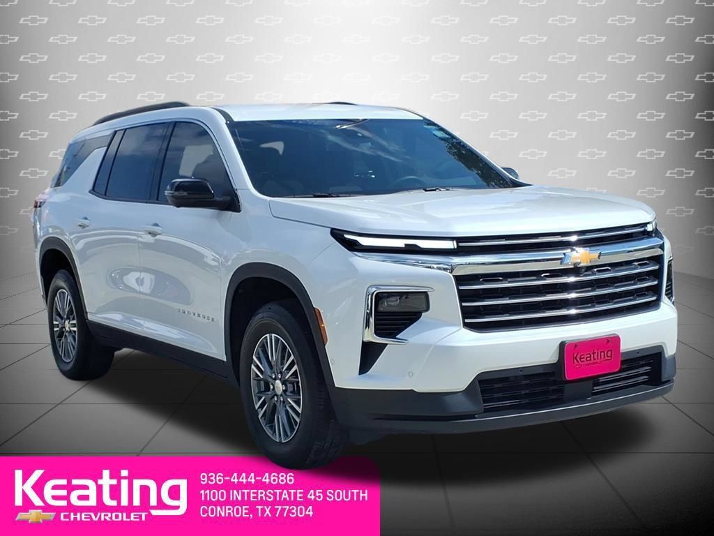 Used 2025 Chevrolet Traverse LT w/ Enhanced Driving Package FWD image 1