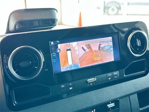 New 2025 Mercedes-Benz Sprinter 2500 image 13