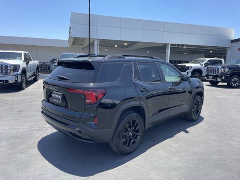 New 2026 GMC Terrain Elevation w/ Elevation Premium Package FWD image 5