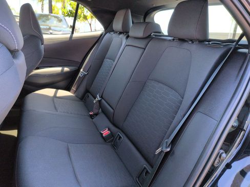 Used 2025 Toyota Corolla SE w/ SE Package FWD image 29