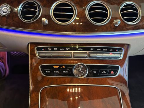 Used 2020 Mercedes-Benz E 350 Sedan image 35