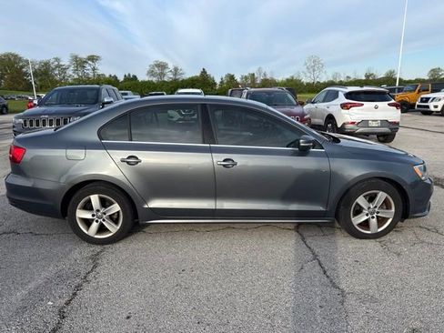 Used 2015 Volkswagen Jetta SE FWD image 6