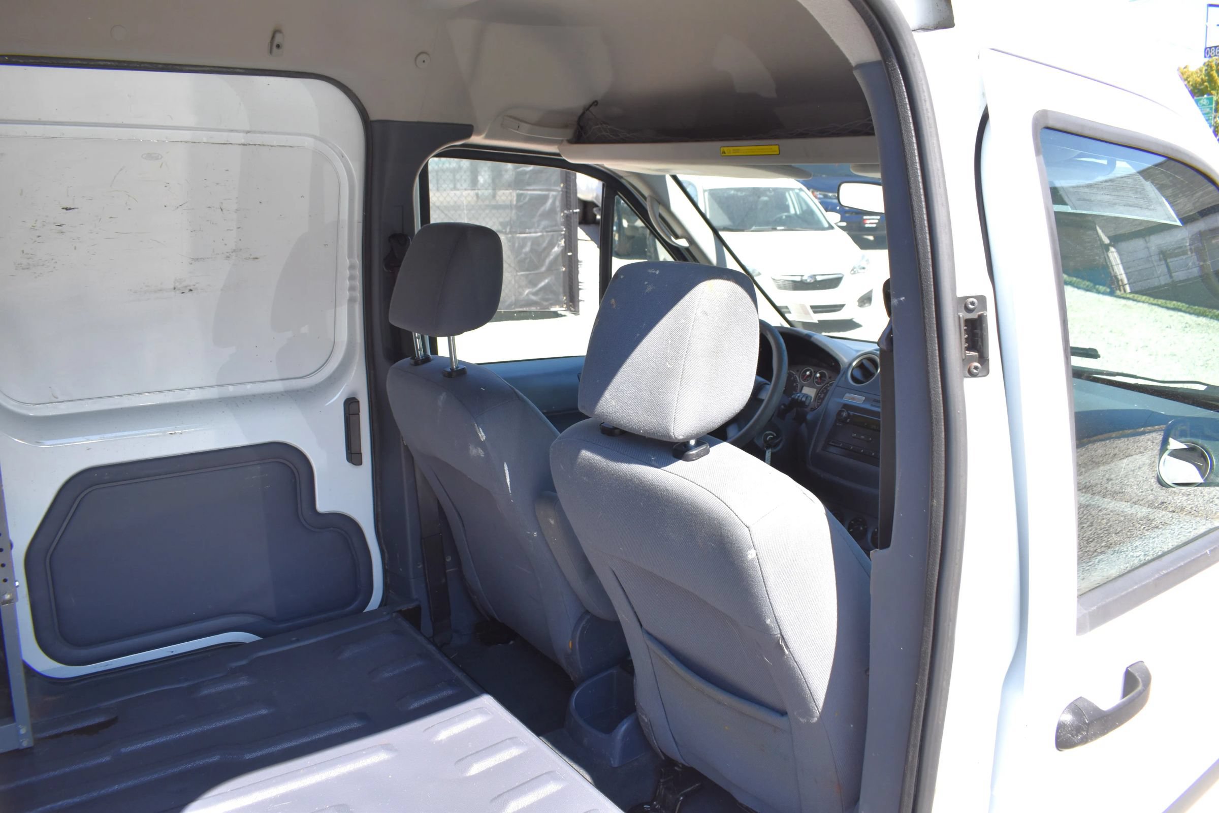 Used 2012 Ford Transit Connect XL FWD image 29