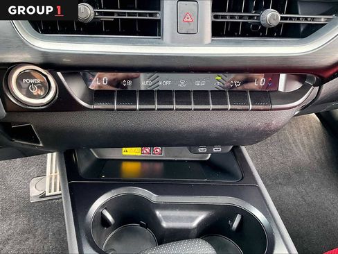 Certified 2024 Lexus UX 250h F Sport image 31