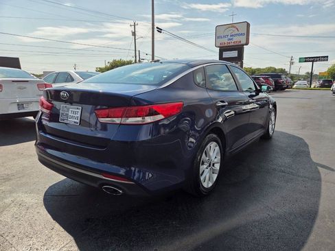 Used 2017 Kia Optima LX FWD image 5