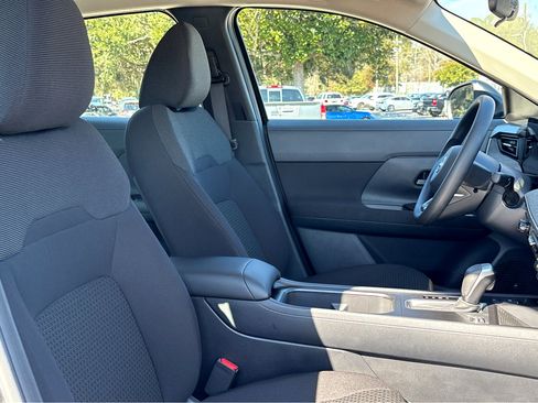 New 2026 Nissan Kicks S FWD image 8