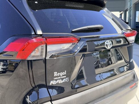 Used 2019 Toyota RAV4 XLE Premium w/ Cold Weather Package image 11