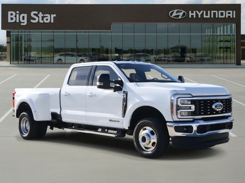 Used 2026 Ford F350 Lariat AWD/4WD image 9