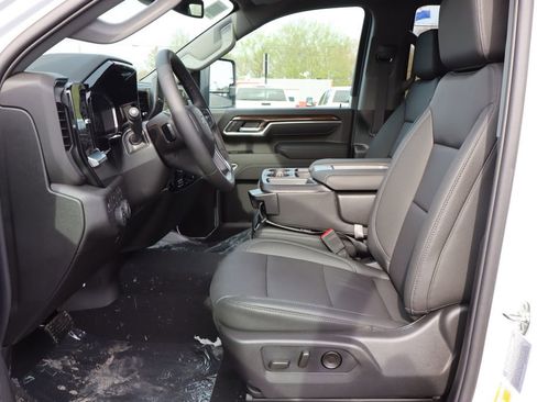 New 2026 Chevrolet Silverado 3500 LT w/ Trail Boss Package image 5