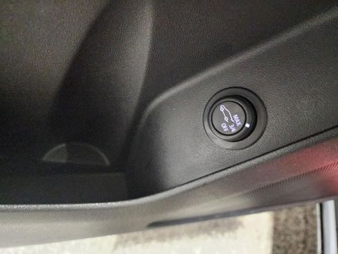 Used 2022 Chevrolet Equinox LT image 20