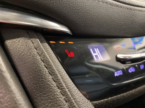 Used 2019 Cadillac XT5 Luxury w/ Advanced Security Package image 25