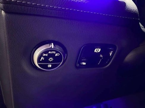 Used 2023 Mercedes-Benz EQE 350+ SUV image 29