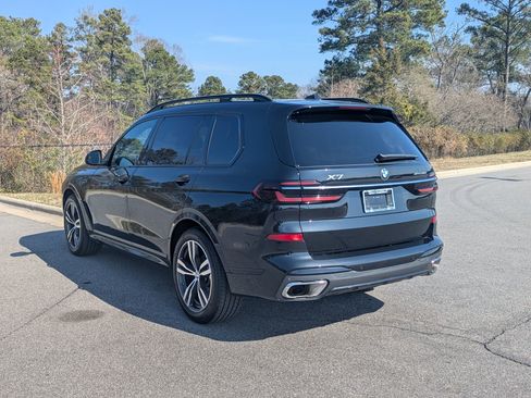 Used 2024 BMW X7 xDrive40i w/ M Sport Package image 7