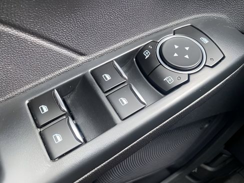 Used 2023 Ford Escape Active image 18