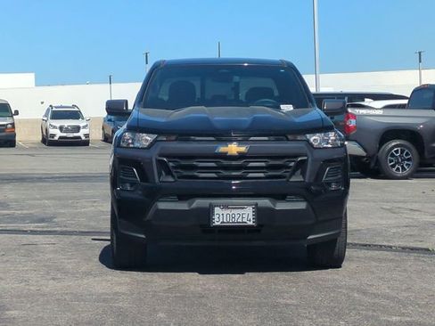 Used 2024 Chevrolet Colorado LT w/ LT Convenience Package RWD image 2