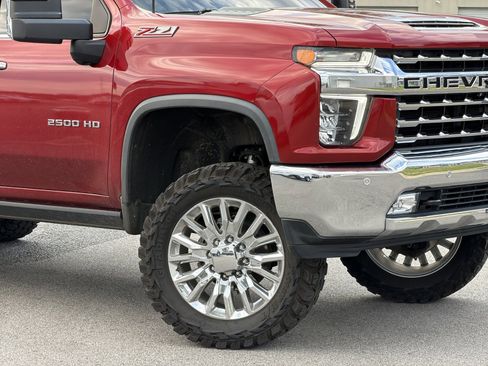 Used 2022 Chevrolet Silverado 2500 LTZ w/ LTZ Premium Package AWD/4WD image 3