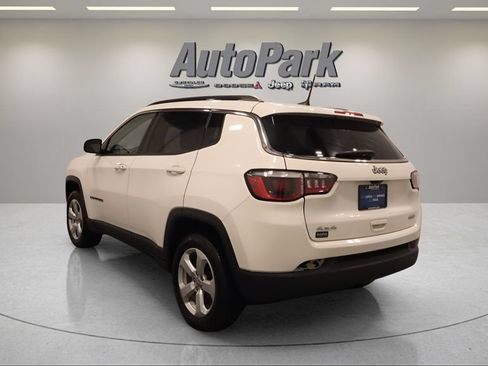 Certified 2020 Jeep Compass Latitude w/ Cold Weather Group AWD/4WD image 4