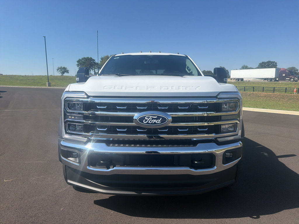 New 2027 Ford F450 Lariat AWD/4WD image 2