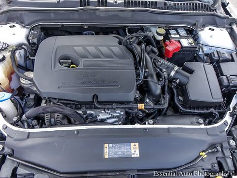Used 2014 Ford Fusion SE FWD image 22