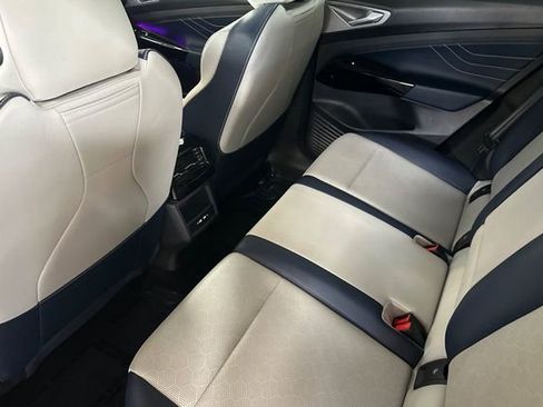 Certified 2024 Volkswagen ID.4 S image 15