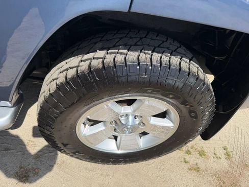 Used 2003 Toyota 4Runner Limited image 29