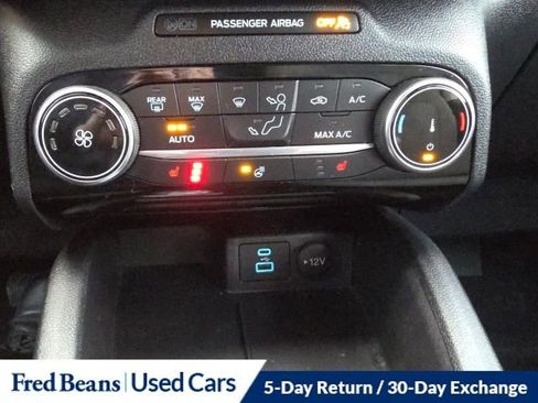 Certified 2022 Ford Escape SE w/ Cold Weather Package image 23