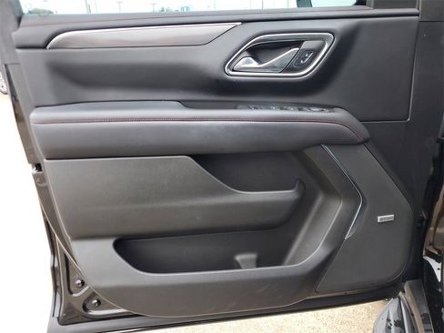 Used 2022 Chevrolet Tahoe RST w/ Luxury Package image 19