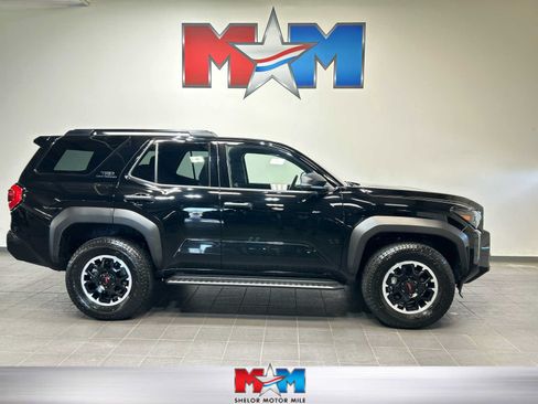 Used 2025 Toyota 4Runner TRD Off-Road AWD/4WD image 1