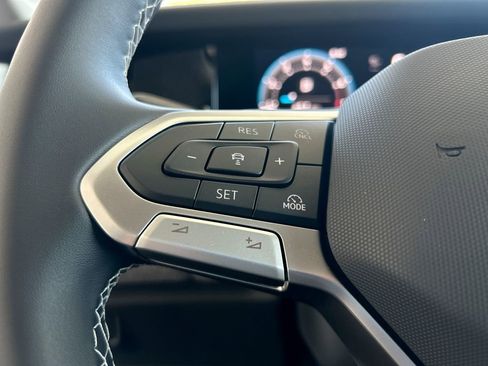 New 2026 Volkswagen Tiguan S FWD image 17