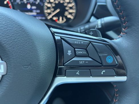 Used 2024 Nissan Altima 2.0 SR image 28