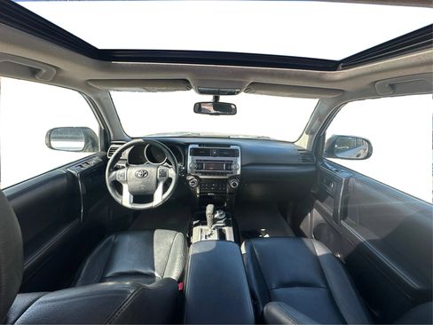 Used 2010 Toyota 4Runner Limited image 13