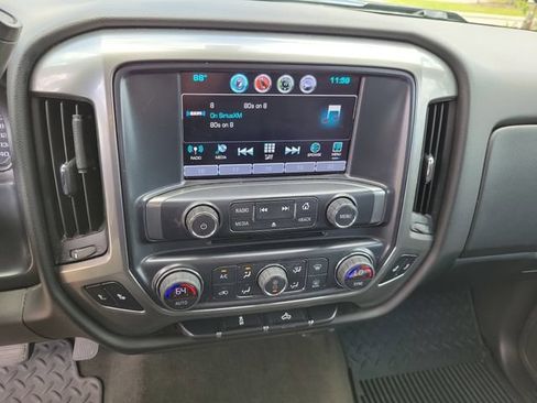 Used 2018 Chevrolet Silverado 1500 LT w/ All Star Edition AWD/4WD image 30