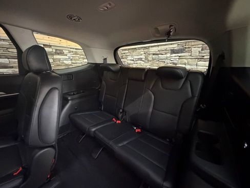 Used 2020 Kia Telluride S image 33