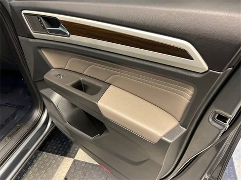 Used 2017 Audi Q7 2.0T Premium image 12