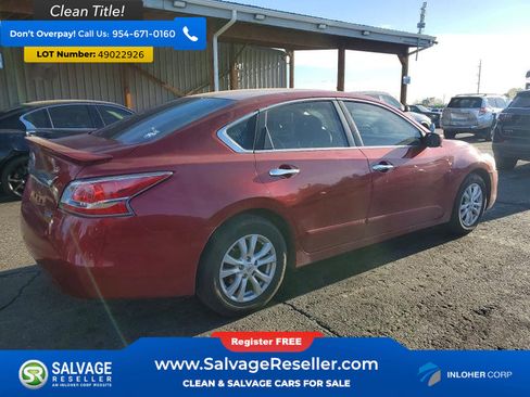 Used 2014 Nissan Altima 2.5 S w/ Sport Value Package image 4