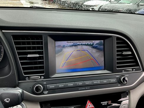 Used 2018 Hyundai Elantra Value Edition FWD image 26
