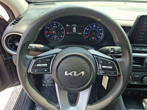 Certified 2024 Kia Forte LXS FWD image 18