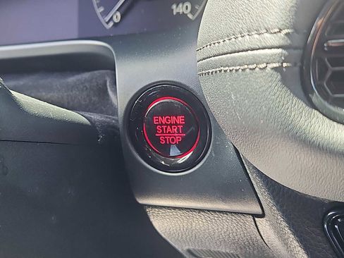 Certified 2023 Honda HR-V LX image 16