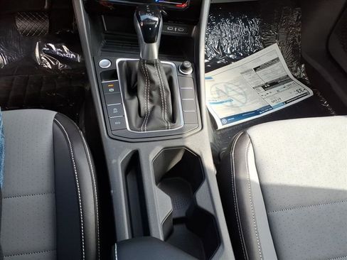 New 2025 Volkswagen Jetta SE image 14