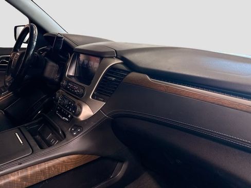 Used 2018 GMC Yukon XL Denali w/ Denali Ultimate Package AWD/4WD image 31
