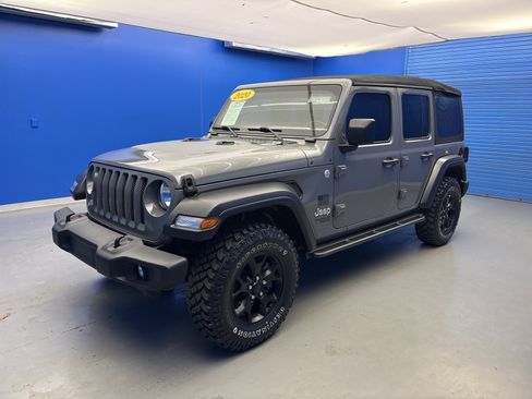Used 2020 Jeep Wrangler Unlimited Sport S AWD/4WD image 4