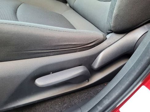 Used 2024 Toyota RAV4 LE image 13