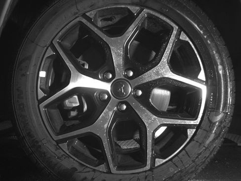 Used 2025 Jeep Compass Limited image 9