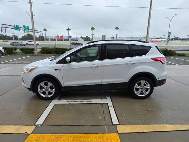 Used 2016 Ford Escape SE w/ Equipment Group 201A FWD image 7