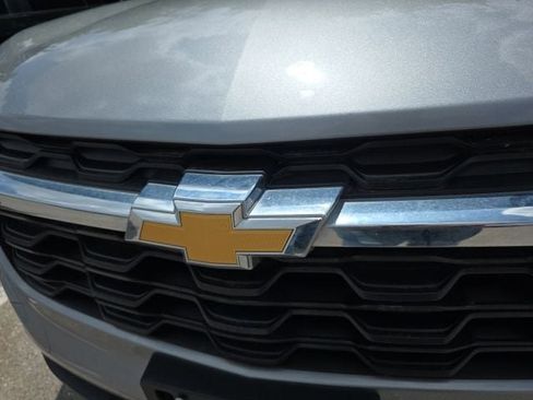 Used 2024 Chevrolet Trax LS FWD image 9