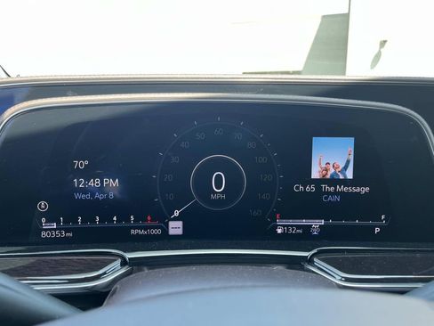 Used 2022 Cadillac Escalade Premium Luxury Platinum AWD/4WD image 42