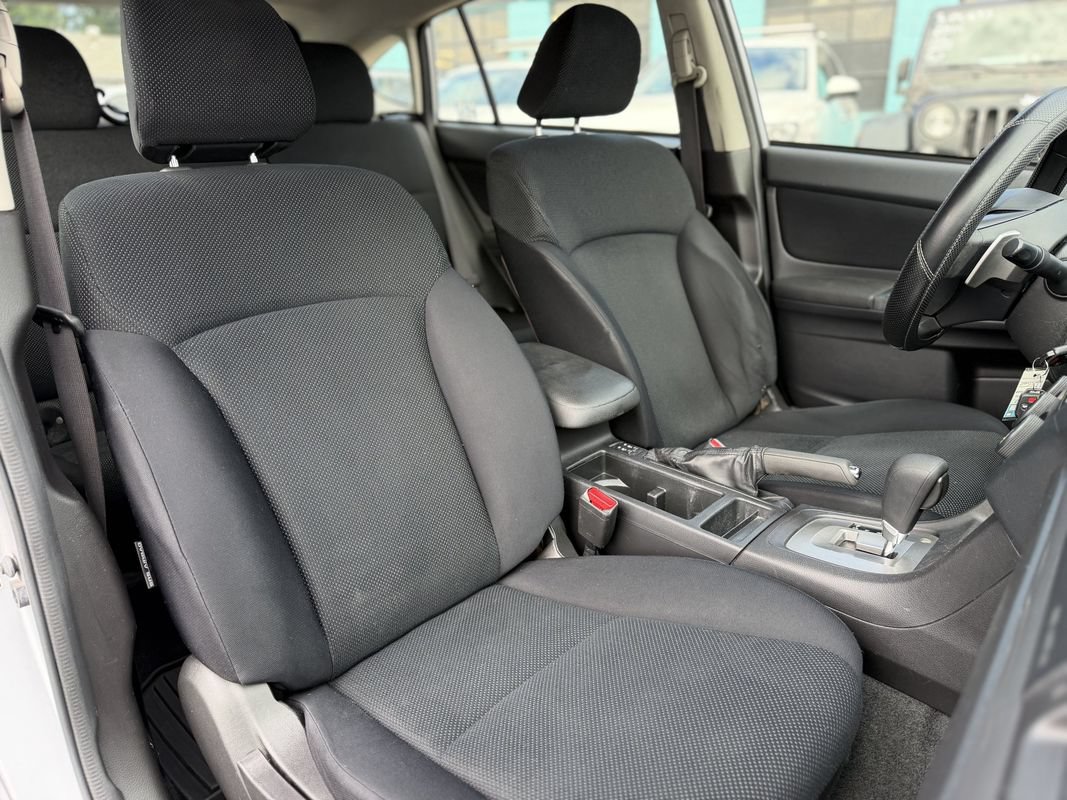 Used 2013 Subaru Impreza 2.0i Premium w/ All-Weather Pkg AWD/4WD image 8