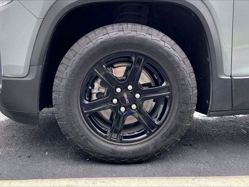 Used 2023 GMC Acadia AT4 w/ Preferred Package AWD/4WD image 9