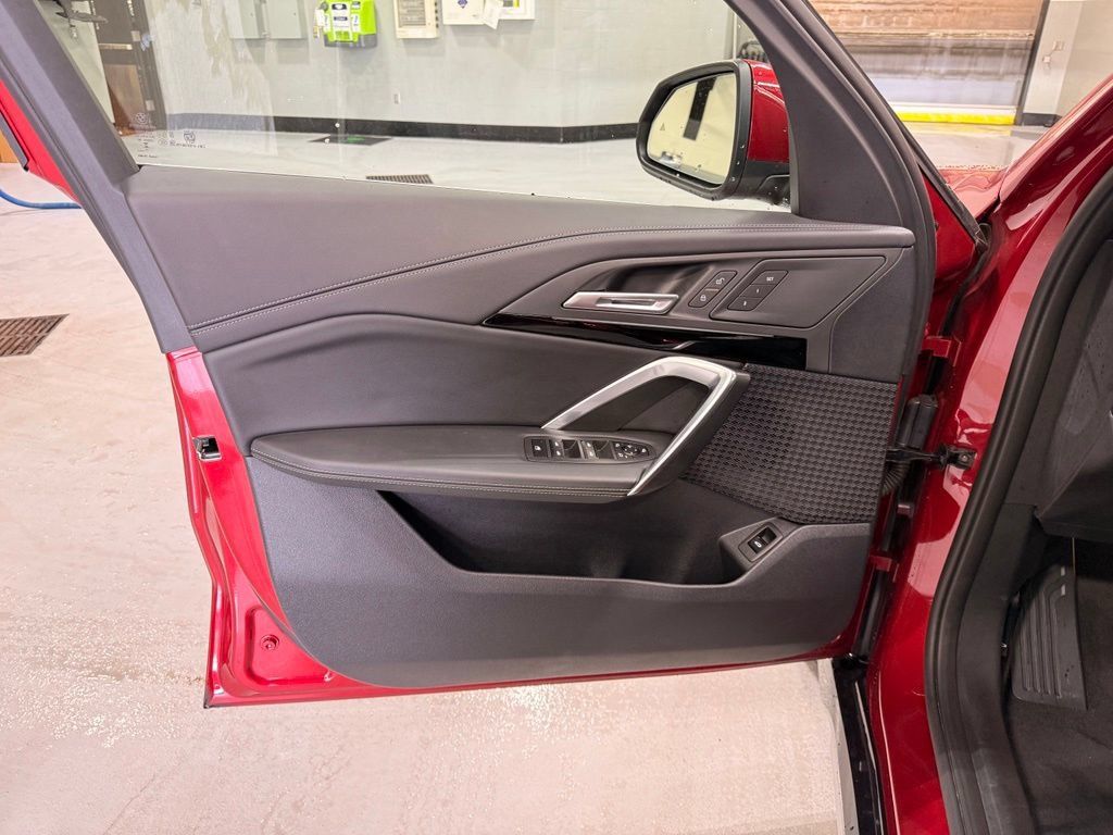 Used 2026 BMW X1 xDrive28i AWD/4WD image 10